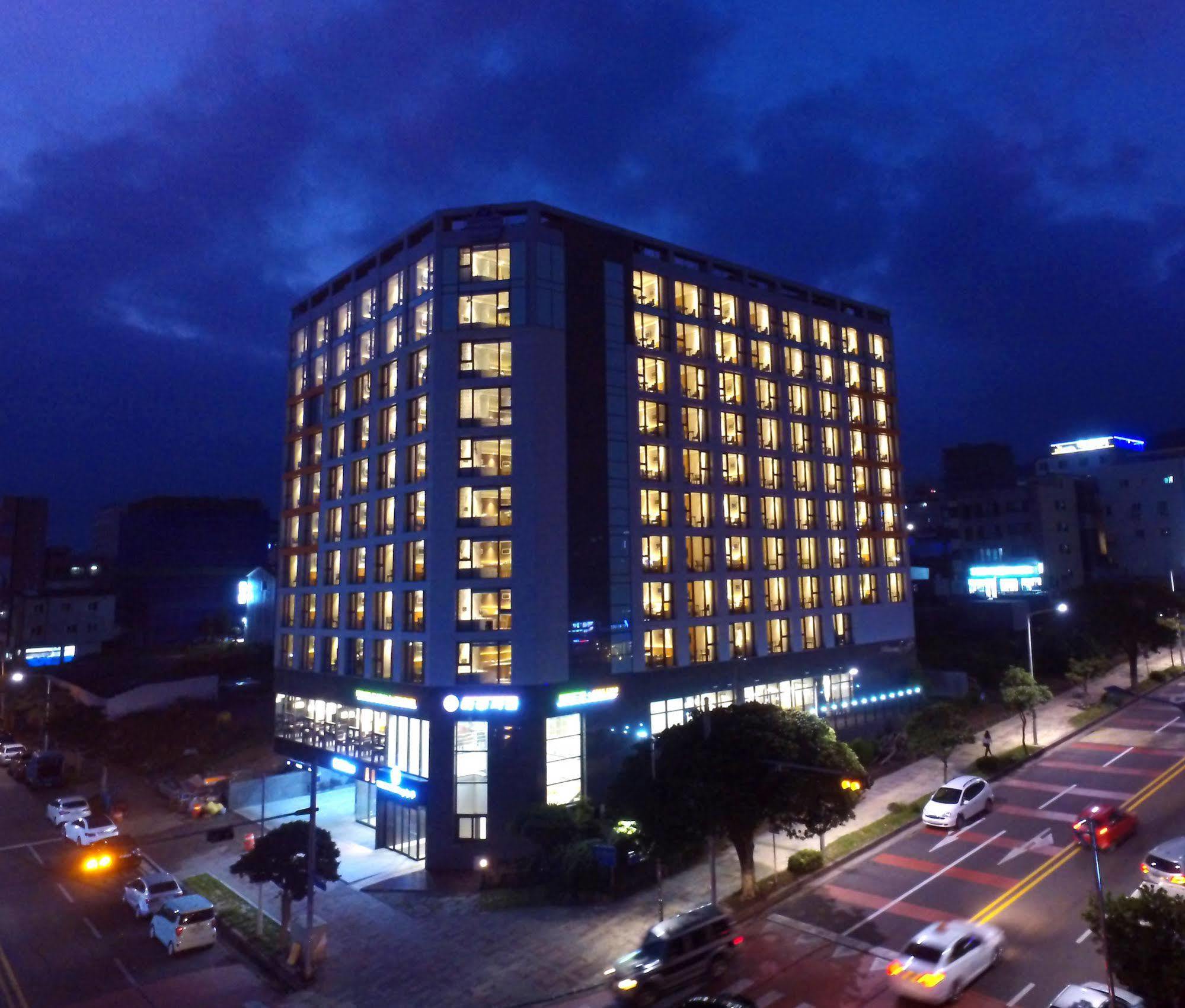 Seogwipo Js Hotel Exterior foto